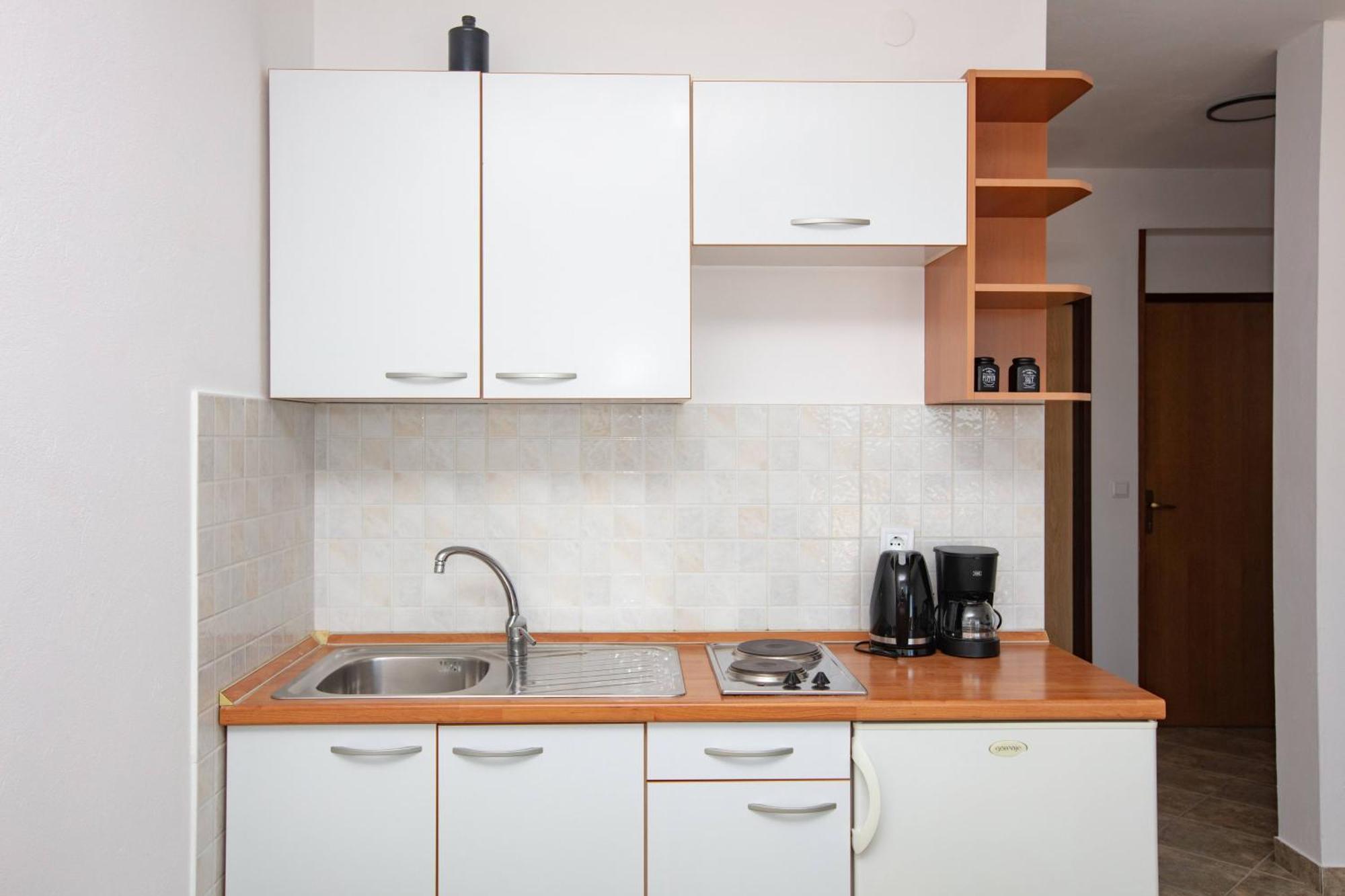 Apartments By The Sea Tisno, Murter - 812 Ruang foto