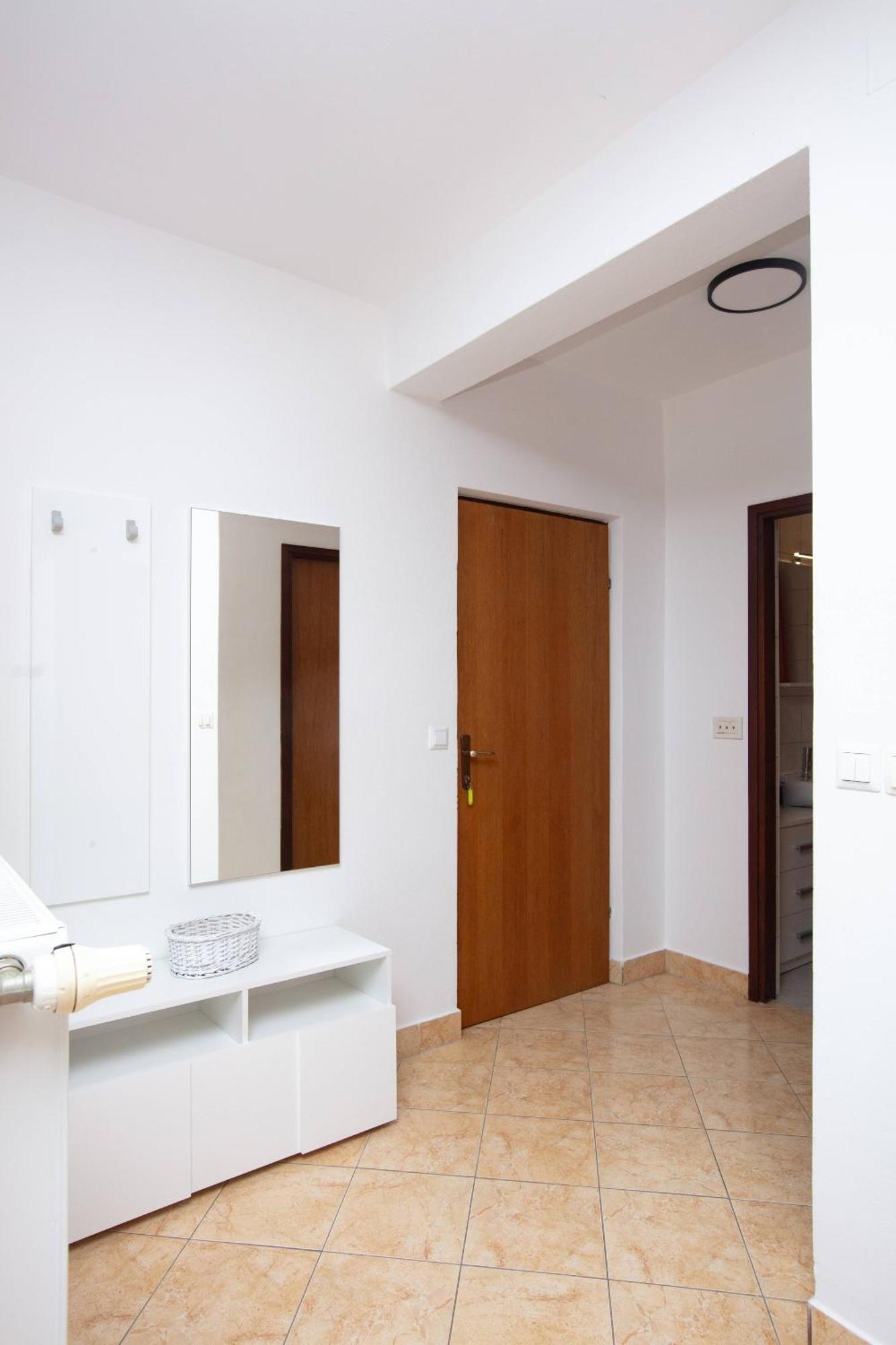 Apartments By The Sea Tisno, Murter - 812 Bagian luar foto
