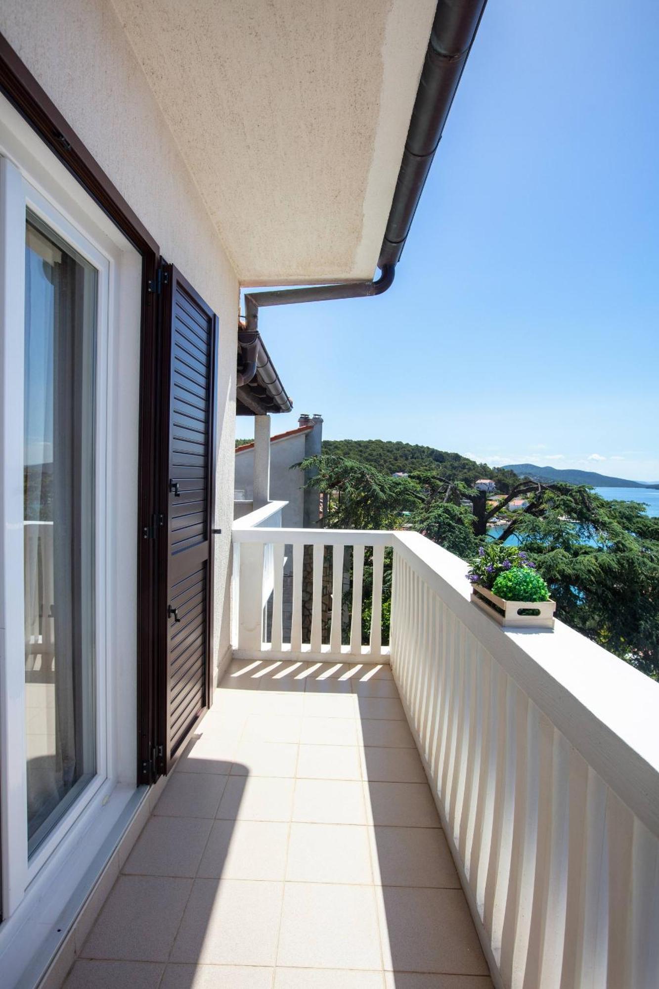 Apartments By The Sea Tisno, Murter - 812 Bagian luar foto
