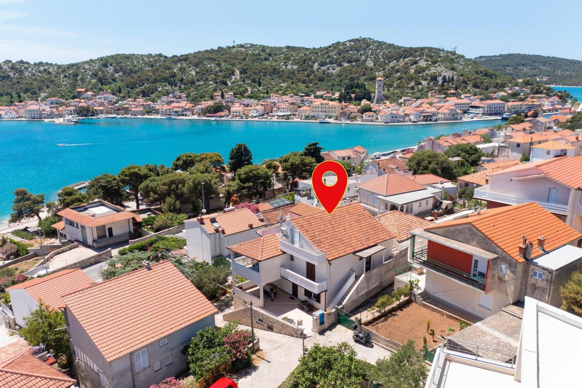 Apartments By The Sea Tisno, Murter - 812 Bagian luar foto